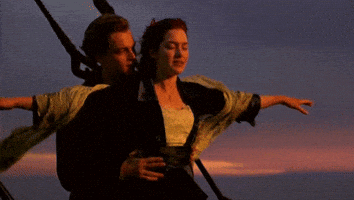 10c325cfb5489eae712fa1bf4397f99534f54e95de8676ccaaecf4f3fc80e071.gif